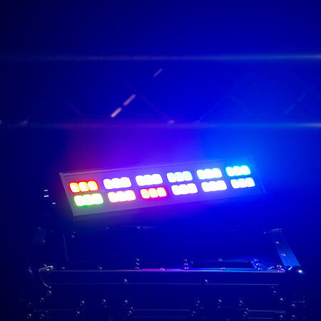 Projecteur LED  Evolite - MaxBar RGBW Pix