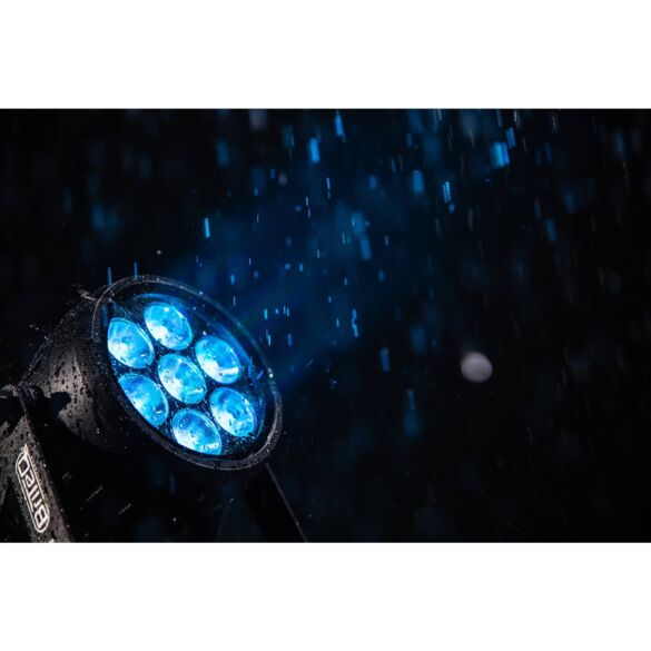 Briteq BTI-VERSABEAM – Projecteur LED beam IP65 7 x 15 W RGBL